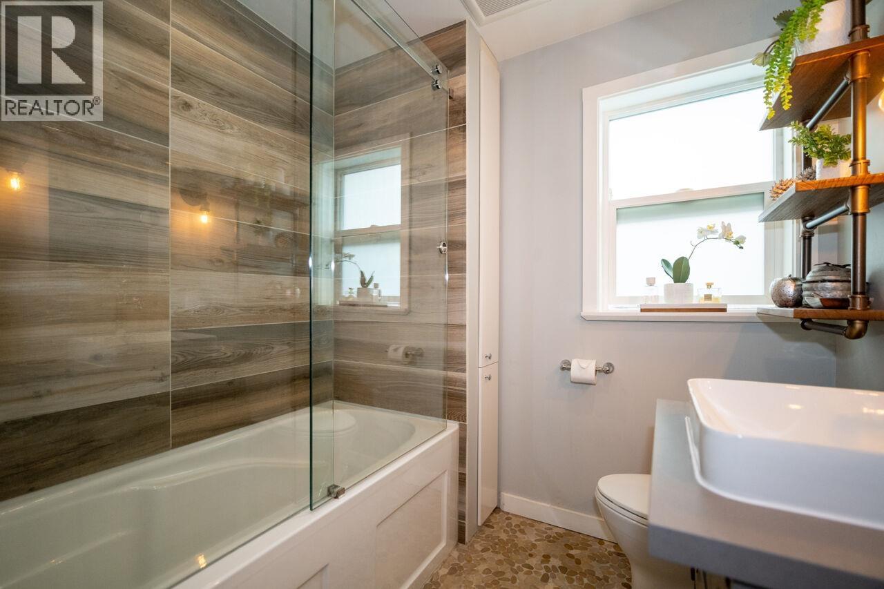 401 E King Edward Avenue, Vancouver, British Columbia  V5V 2C6 - Photo 17 - R3125950