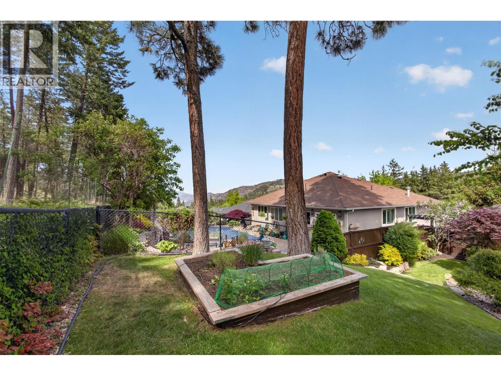 328 Woodpark Crescent, Kelowna, British Columbia  V1V 2L4 - Photo 33 - 10374954