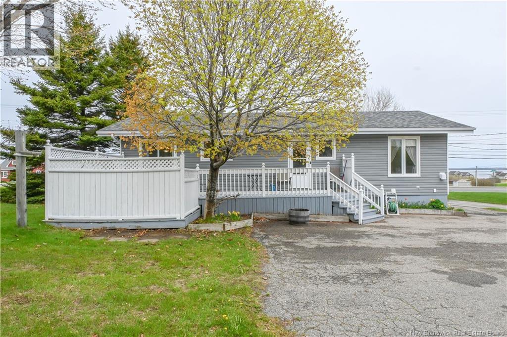 286 Saint-Pierre E. Boulevard, Caraquet, New Brunswick  E1W 1B5 - Photo 5 - NB140051
