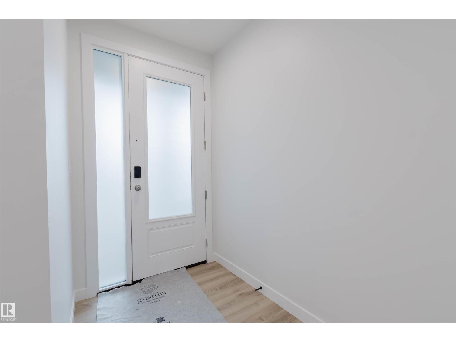 224 Edgemont Gr NW, Edmonton, Alberta T6M 3J6 - Photo 2 - E4489113