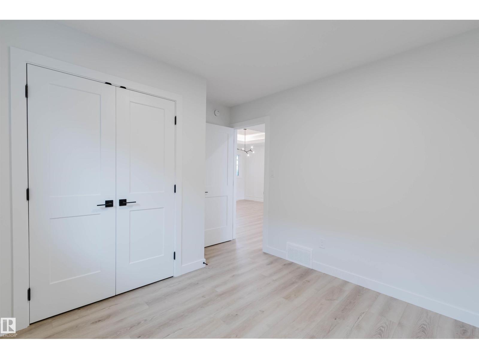 224 Edgemont Gr NW, Edmonton, Alberta T6M 3J6 - Photo 37 - E4489113