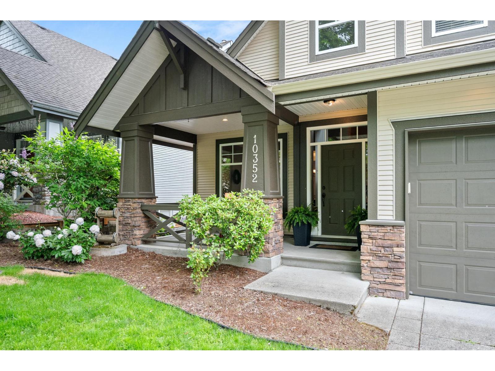 10352 164a Street, Surrey, British Columbia  V4N 5M4 - Photo 3 - R3126170