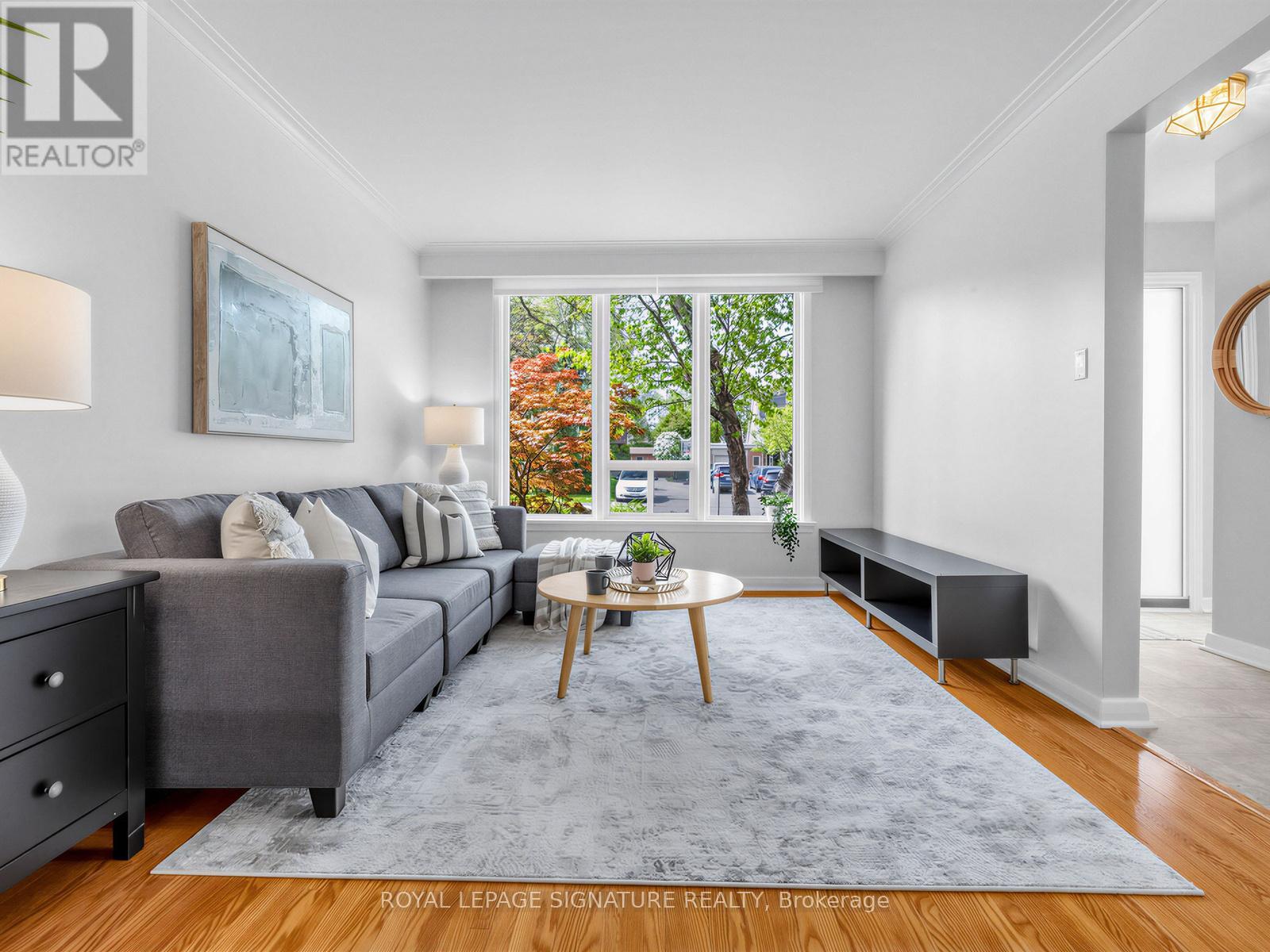 46 Plateau Crescent, Toronto, Ontario  M3C 1M8 - Photo 7 - C13156644