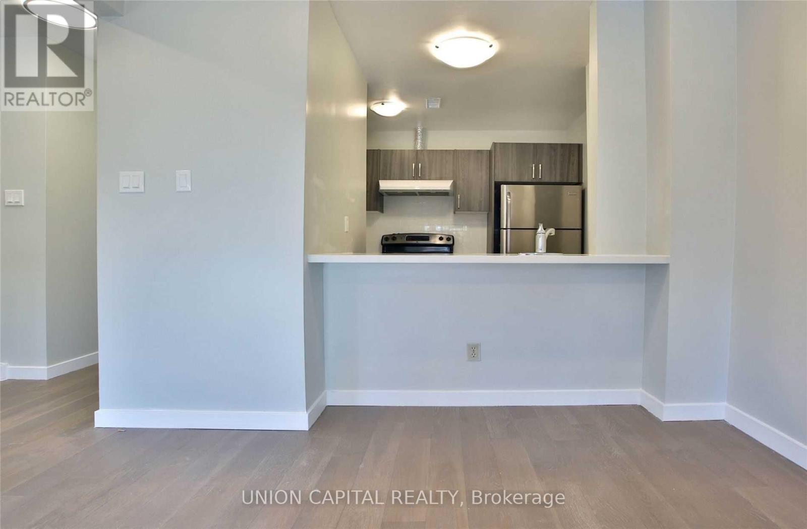 Upper - 366 Balliol Street, Toronto, Ontario M4S 1E2 - Photo 5 - C13156654