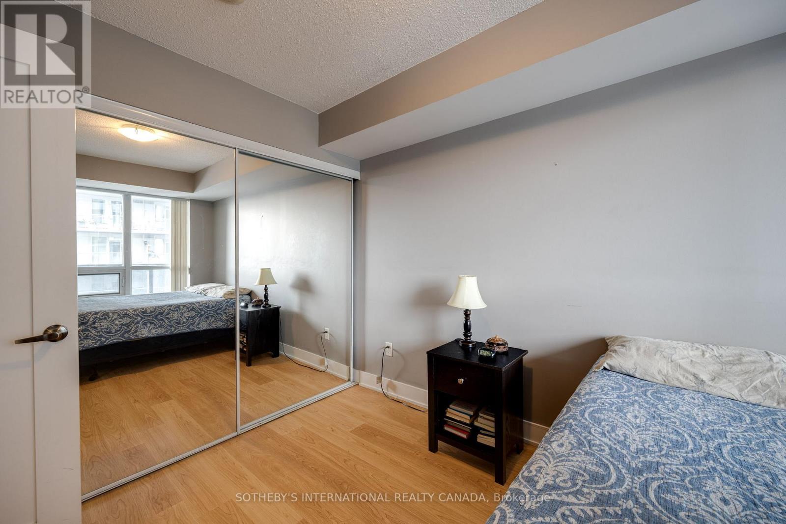 1705 - 20 Blue Jays Way, Toronto, Ontario  M5V 3W6 - Photo 25 - C13156732