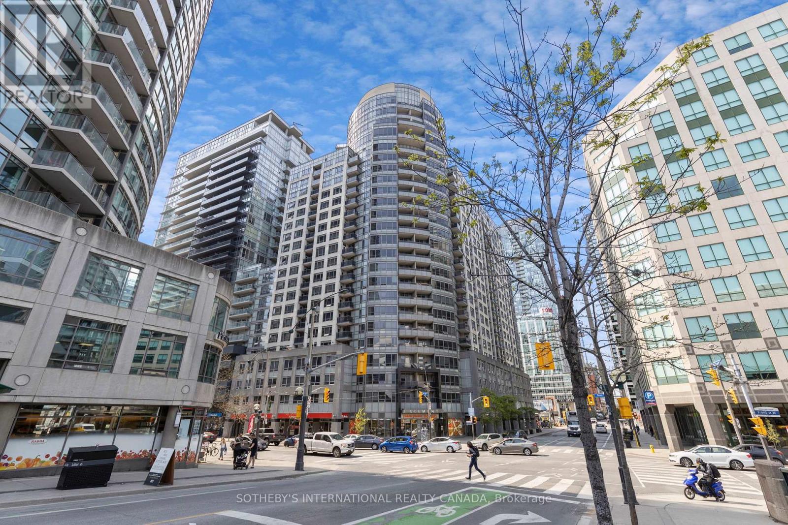 1705 - 20 Blue Jays Way, Toronto, Ontario  M5V 3W6 - Photo 38 - C13156732