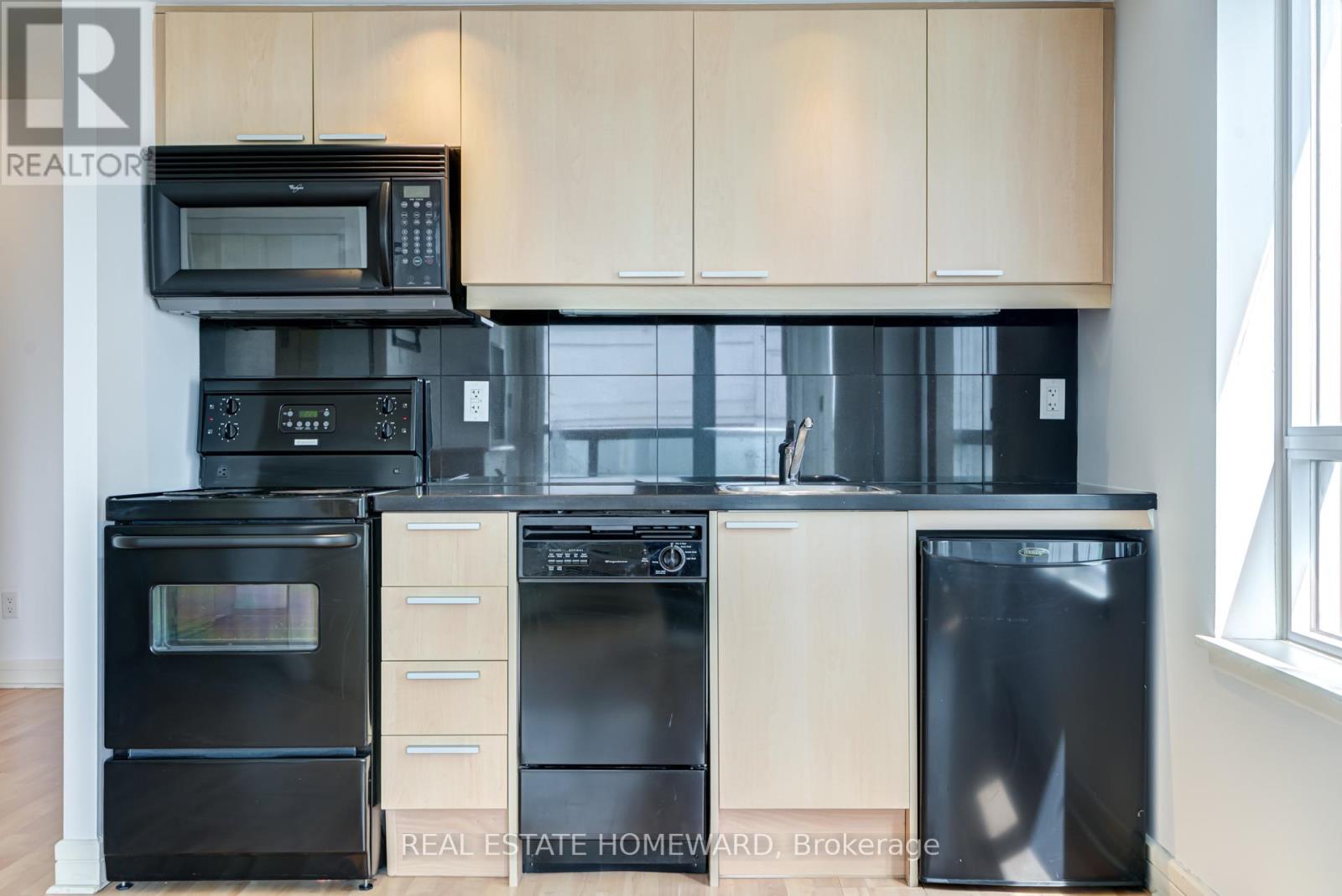 Up01 - 19 Avondale Avenue, Toronto, Ontario M2N 2T6 - Photo 15 - C13156750