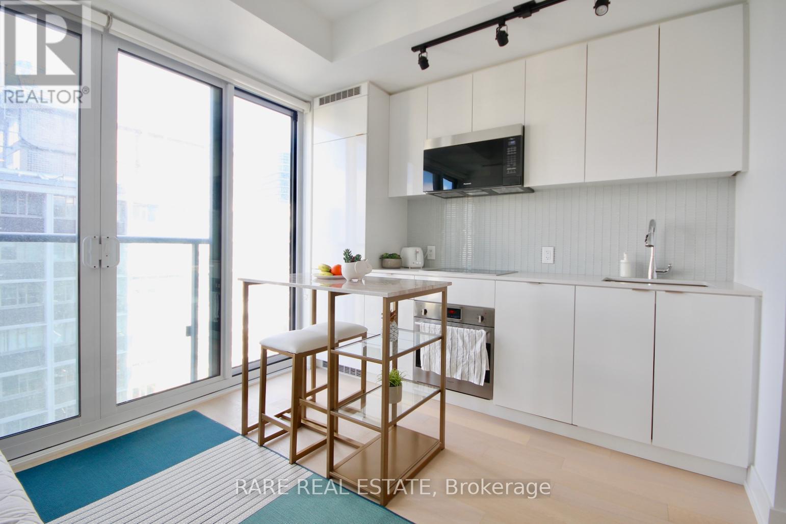 2108 - 7 Grenville Street, Toronto, Ontario  M4Y 1X3 - Photo 3 - C13156792