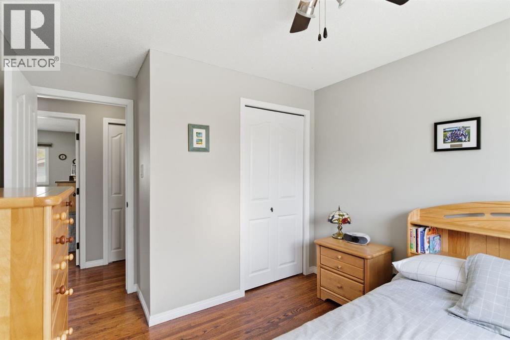 5012 Valiant Drive NW, Calgary, Alberta  T3A 0Y5 - Photo 18 - A2312225