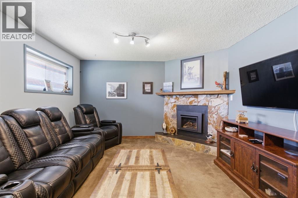 5012 Valiant Drive NW, Calgary, Alberta  T3A 0Y5 - Photo 24 - A2312225