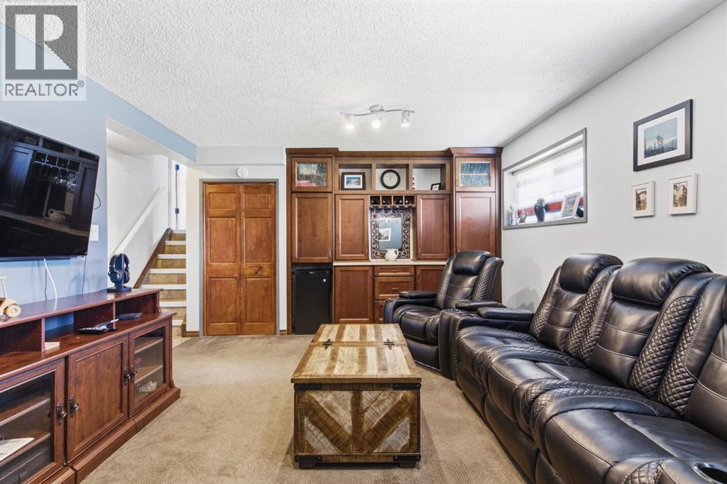 5012 Valiant Drive NW, Calgary, Alberta  T3A 0Y5 - Photo 25 - A2312225