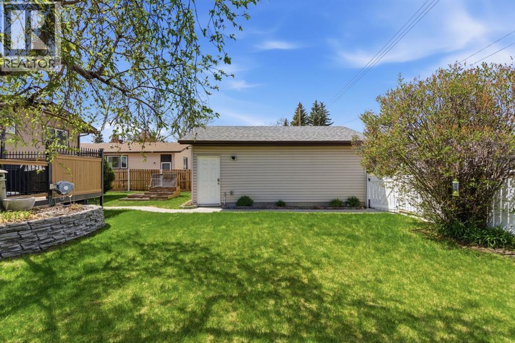 5012 Valiant Drive NW, Calgary, Alberta  T3A 0Y5 - Photo 41 - A2312225