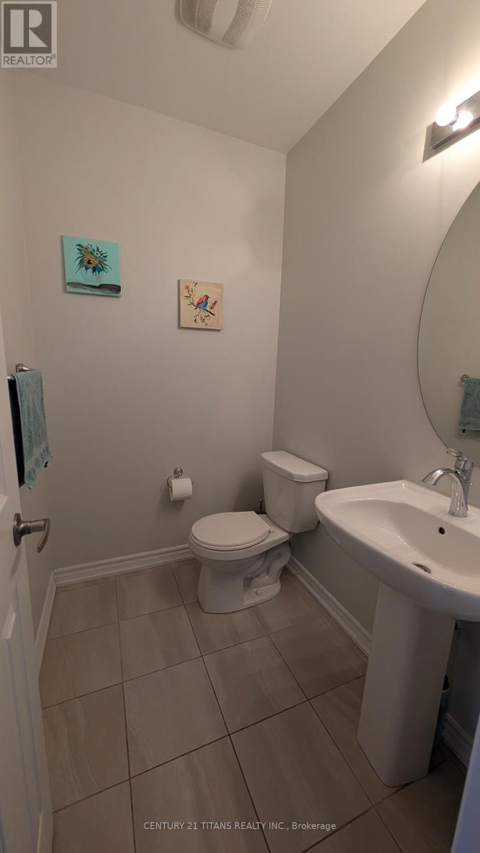 6 Westbury Way, Whitby, Ontario  L1M 0L9 - Photo 13 - E13156686