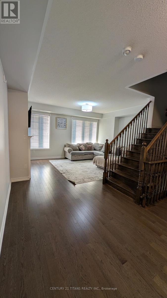 6 Westbury Way, Whitby, Ontario  L1M 0L9 - Photo 28 - E13156686