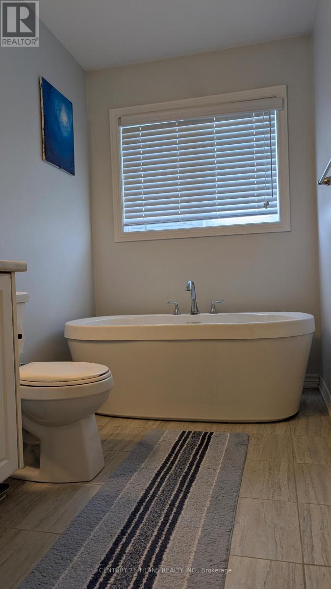 6 Westbury Way, Whitby, Ontario  L1M 0L9 - Photo 32 - E13156686