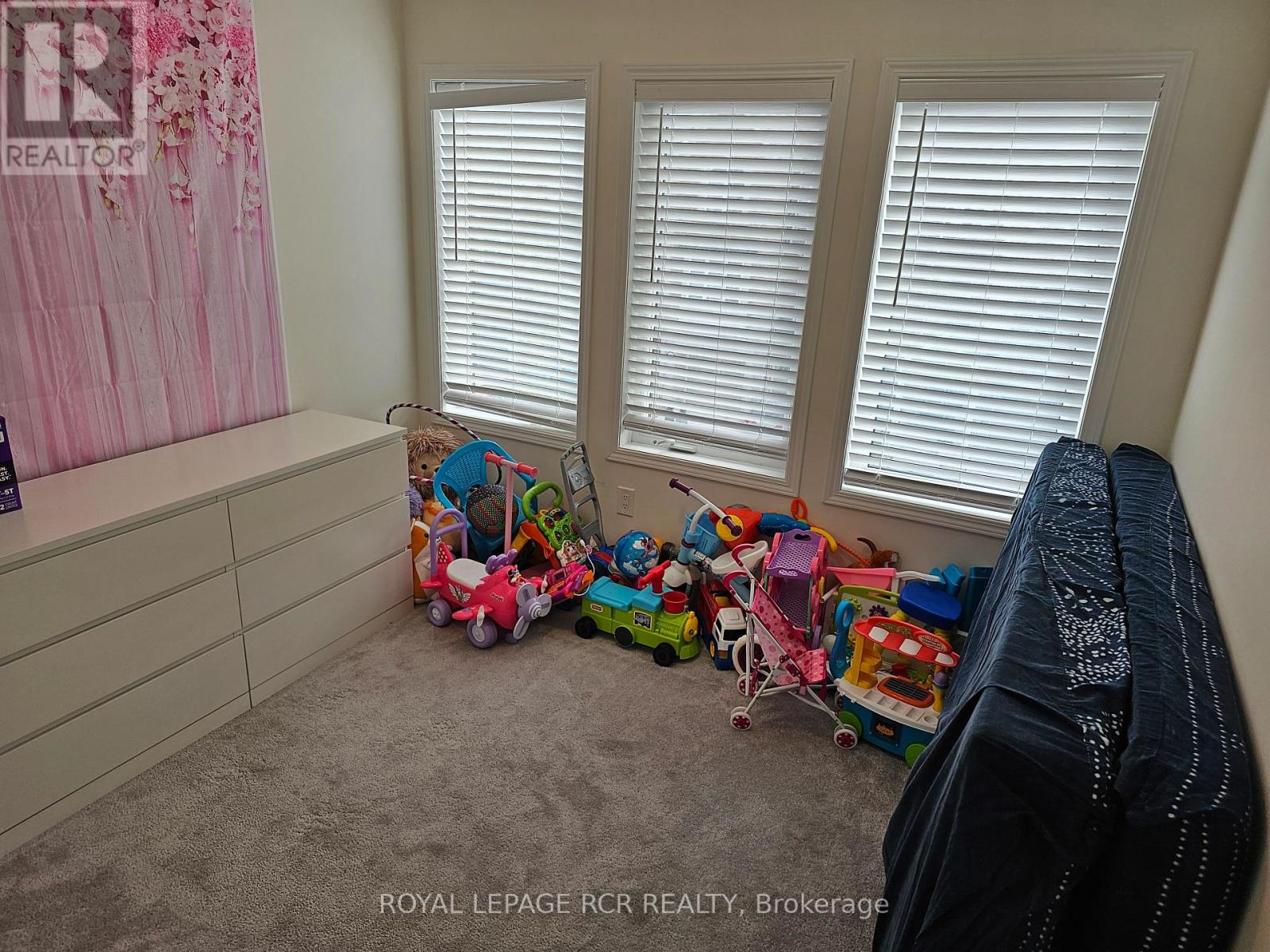 22 Fusilier Drive, Toronto, Ontario  M1L 0C2 - Photo 9 - E13156712