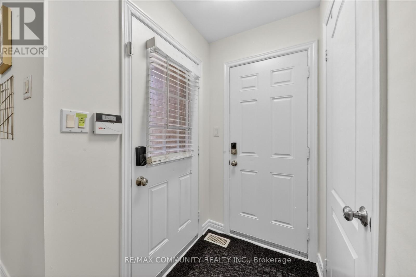 11 Schofield Gate, Ajax (Northeast Ajax), Ontario  L1T 0B4 - Photo 18 - E13156718