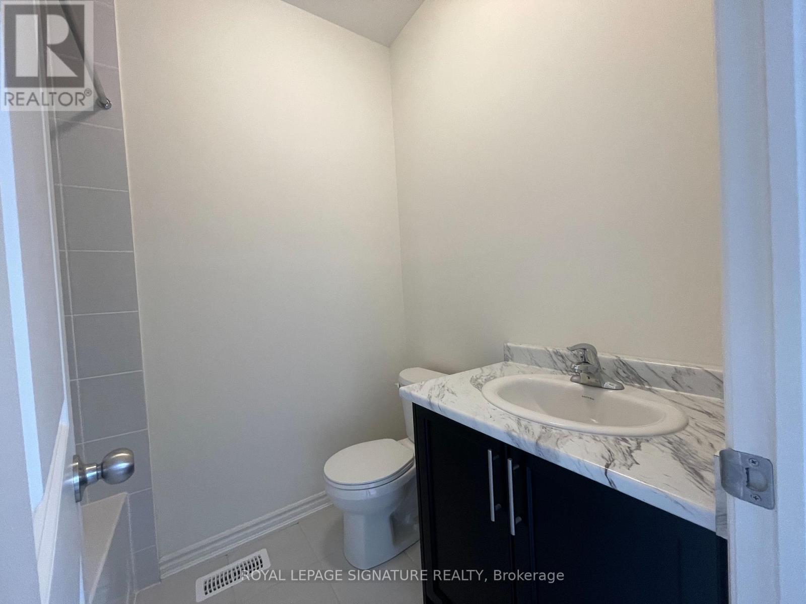 1231 Plymouth Drive, Oshawa, Ontario  L1L 0T9 - Photo 19 - E13156768