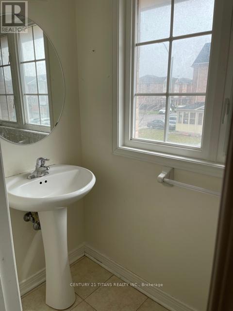 32 Etienne Street, Toronto (Clairlea-Birchmount), Ontario  M1L 0A4 - Photo 26 - E13156828