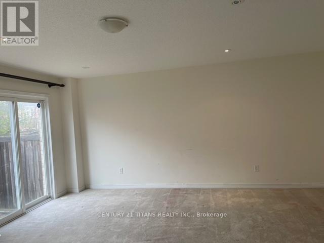 32 Etienne Street, Toronto (Clairlea-Birchmount), Ontario  M1L 0A4 - Photo 6 - E13156828