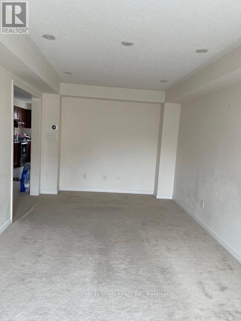 32 Etienne Street, Toronto (Clairlea-Birchmount), Ontario  M1L 0A4 - Photo 9 - E13156828