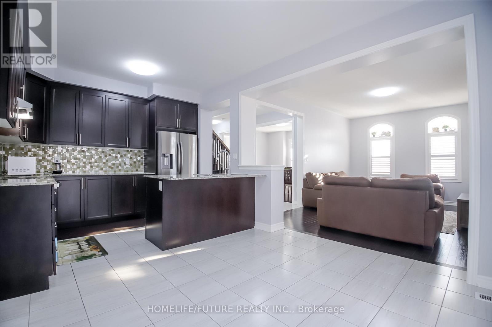140 Ronald Hooper Avenue, Clarington, Ontario  L1C 7E4 - Photo 18 - E13156888