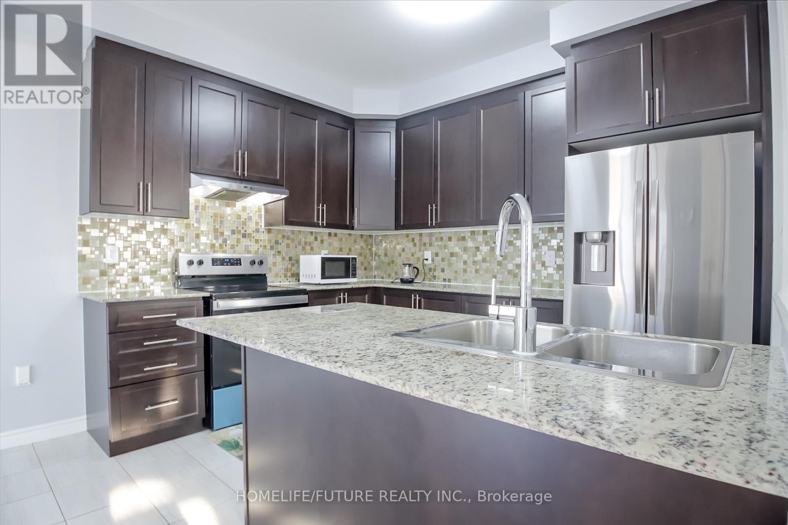 140 Ronald Hooper Avenue, Clarington, Ontario  L1C 7E4 - Photo 20 - E13156888