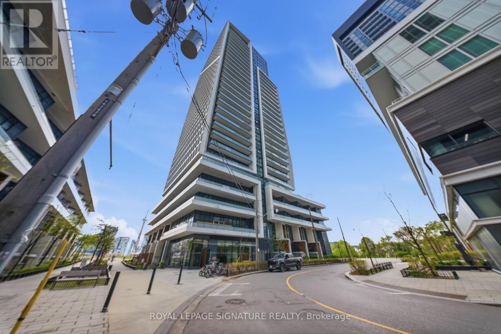 609 - 30 ORDNANCE STREET, Toronto, Ontario