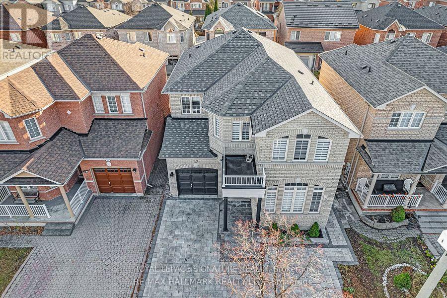 47 Amparo Drive, Vaughan, Ontario  L4H 2L7 - Photo 2 - N12822978