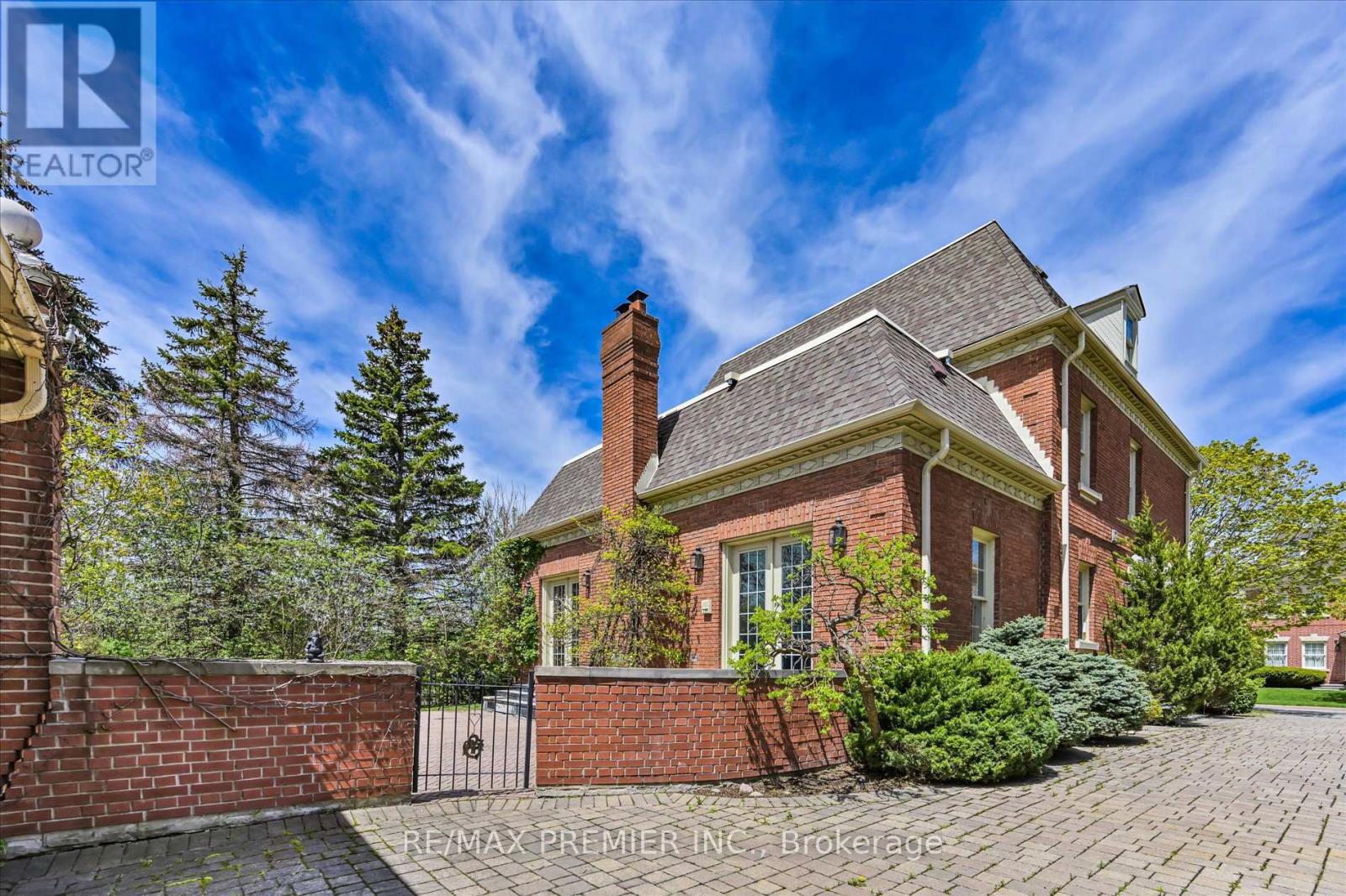 25 Highgrove Crescent, Richmond Hill, Ontario  L4C 7W9 - Photo 38 - N13148166