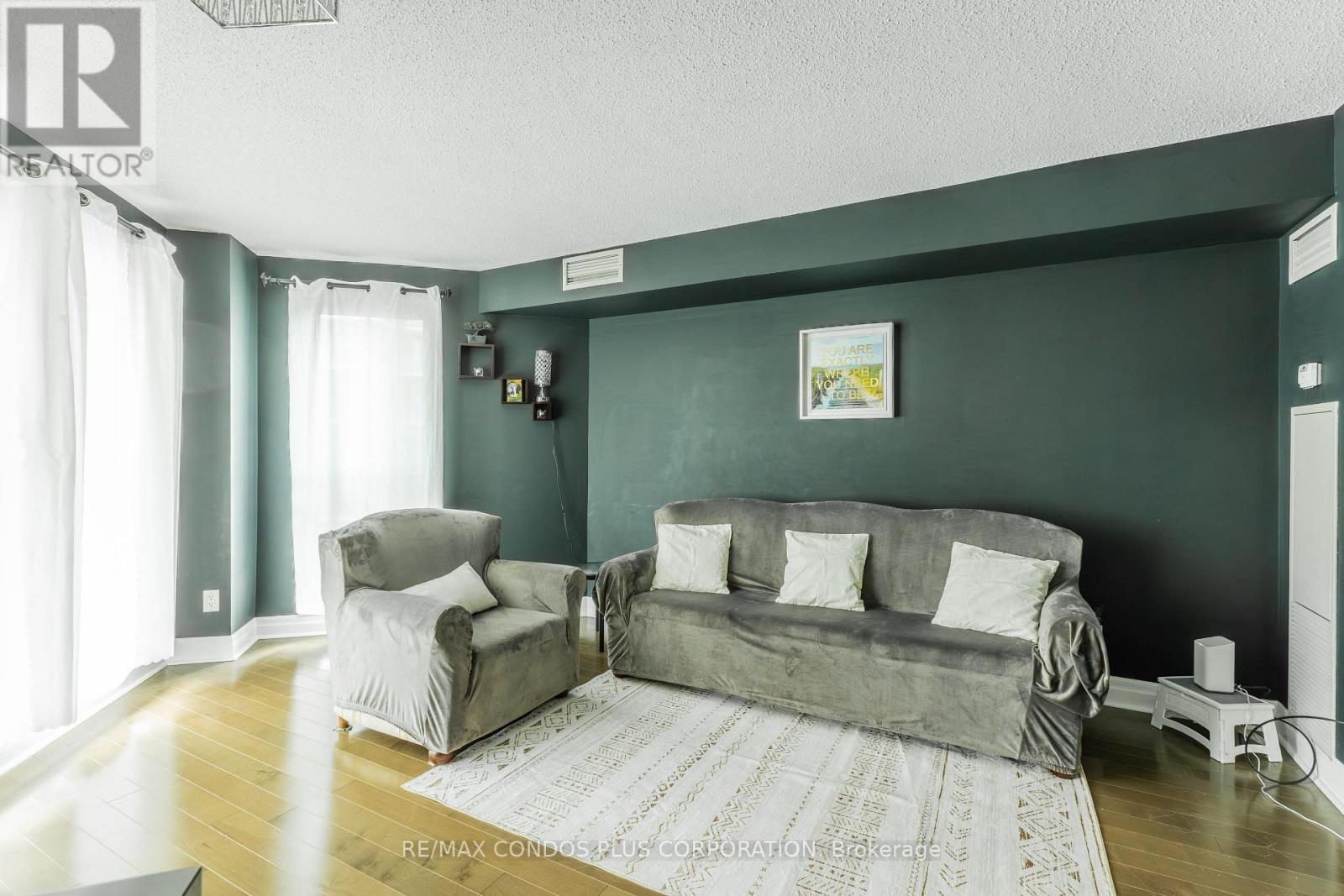 317 - 2119 Lake Shore Boulevard W, Toronto, Ontario  M8V 4E8 - Photo 3 - W13138836