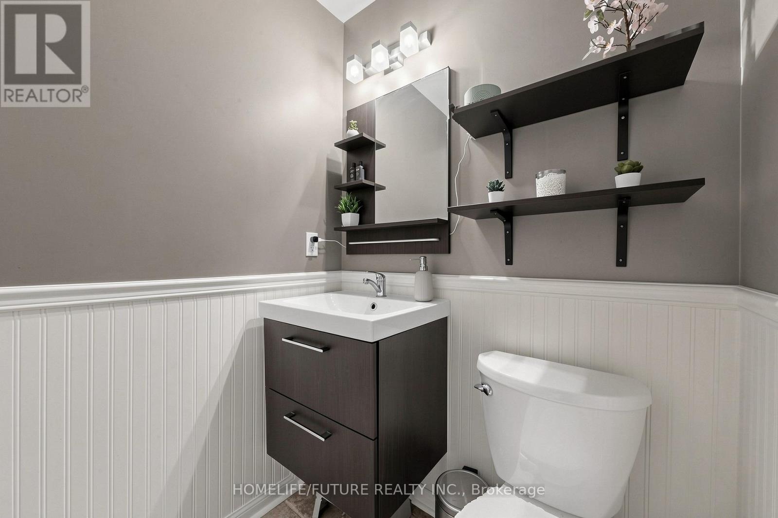 2440 Hollybrook Drive, Oakville, Ontario  L6M 4S8 - Photo 18 - W13156334