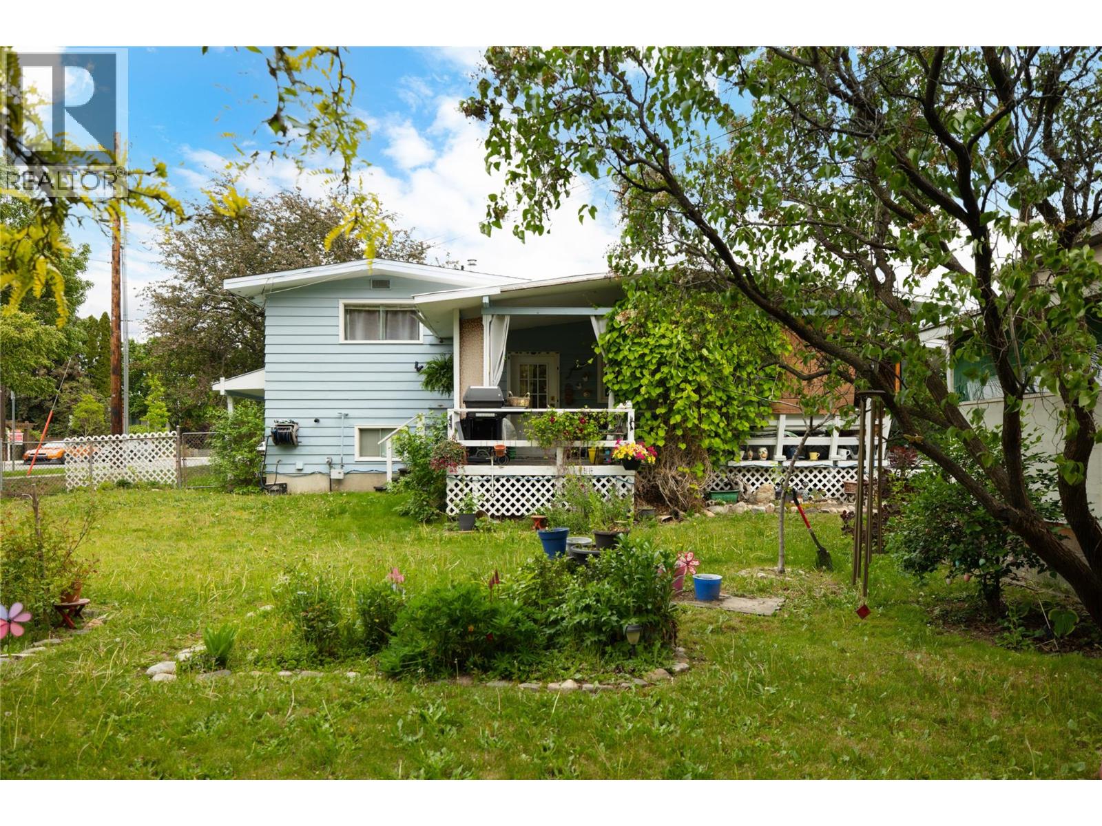 2150 Burnett Street, Kelowna, British Columbia  V1Y 2T6 - Photo 11 - 10388148