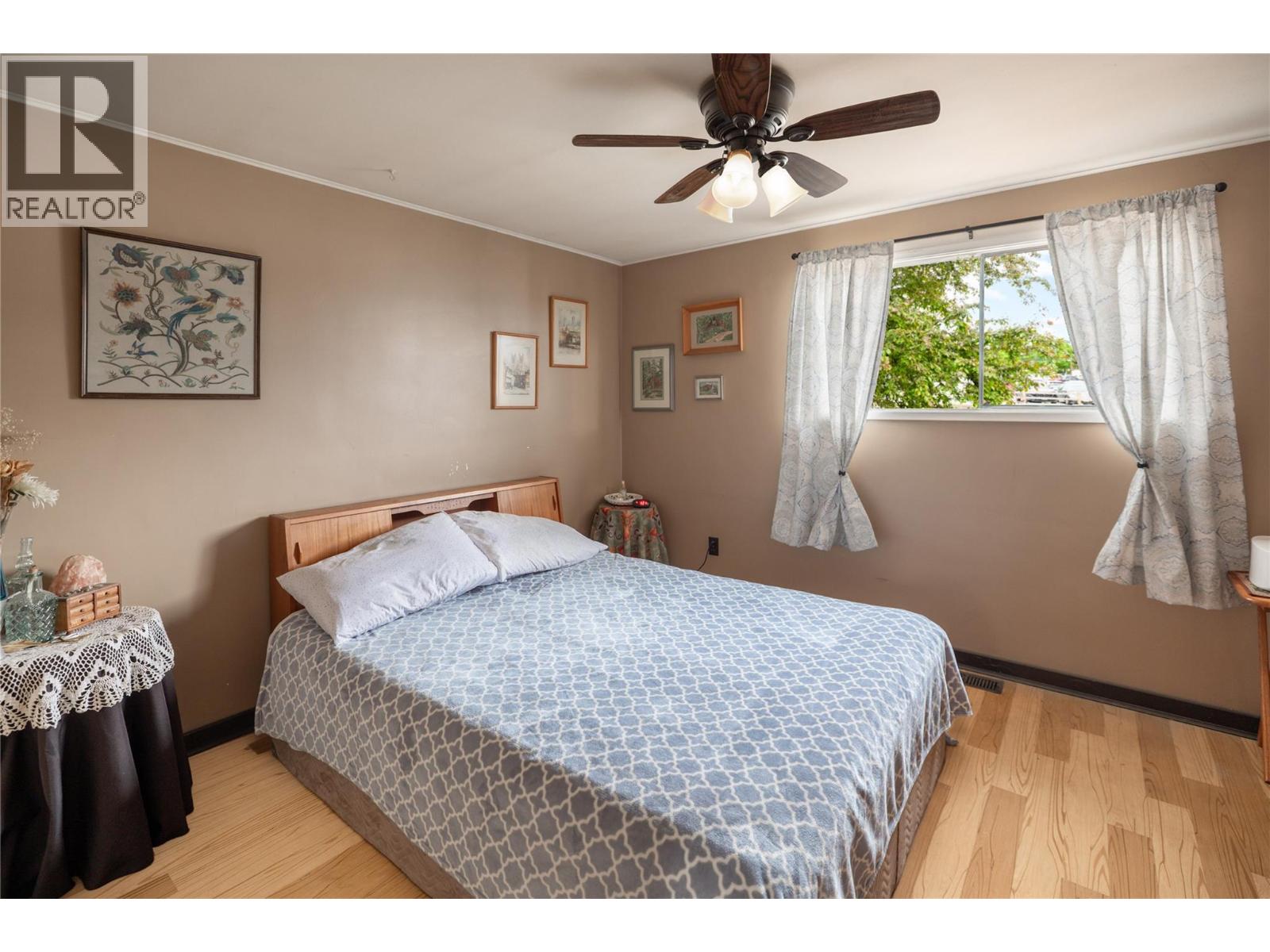 2150 Burnett Street, Kelowna, British Columbia  V1Y 2T6 - Photo 5 - 10388148