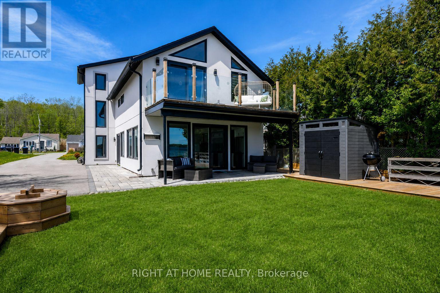405 Limerick Street, Innisfil, Ontario  L0L 1K0 - Photo 1 - N13156674