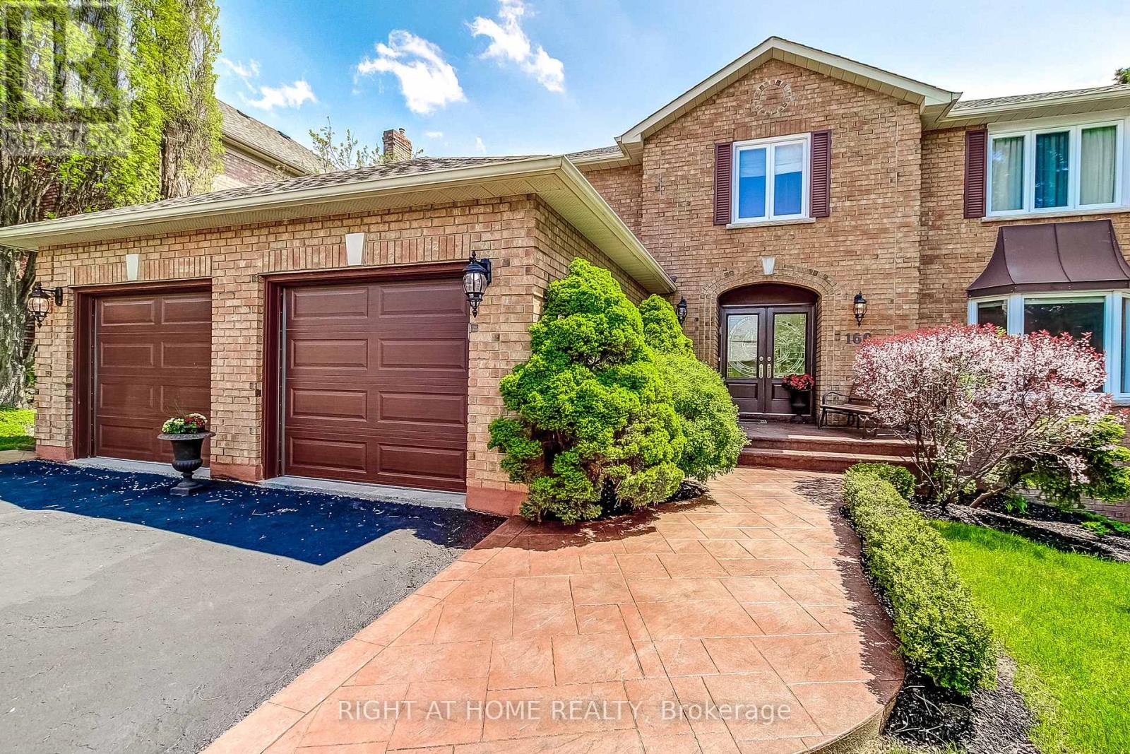 160 Rossmull Crescent, Vaughan, Ontario  L4L 7E1 - Photo 3 - N13156794