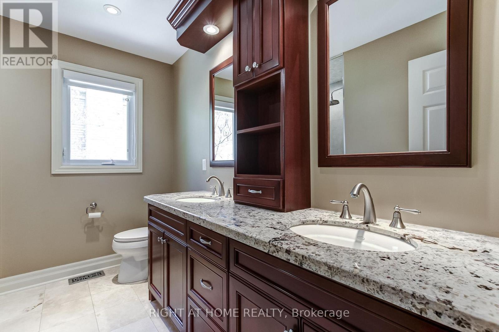 160 Rossmull Crescent, Vaughan, Ontario  L4L 7E1 - Photo 39 - N13156794