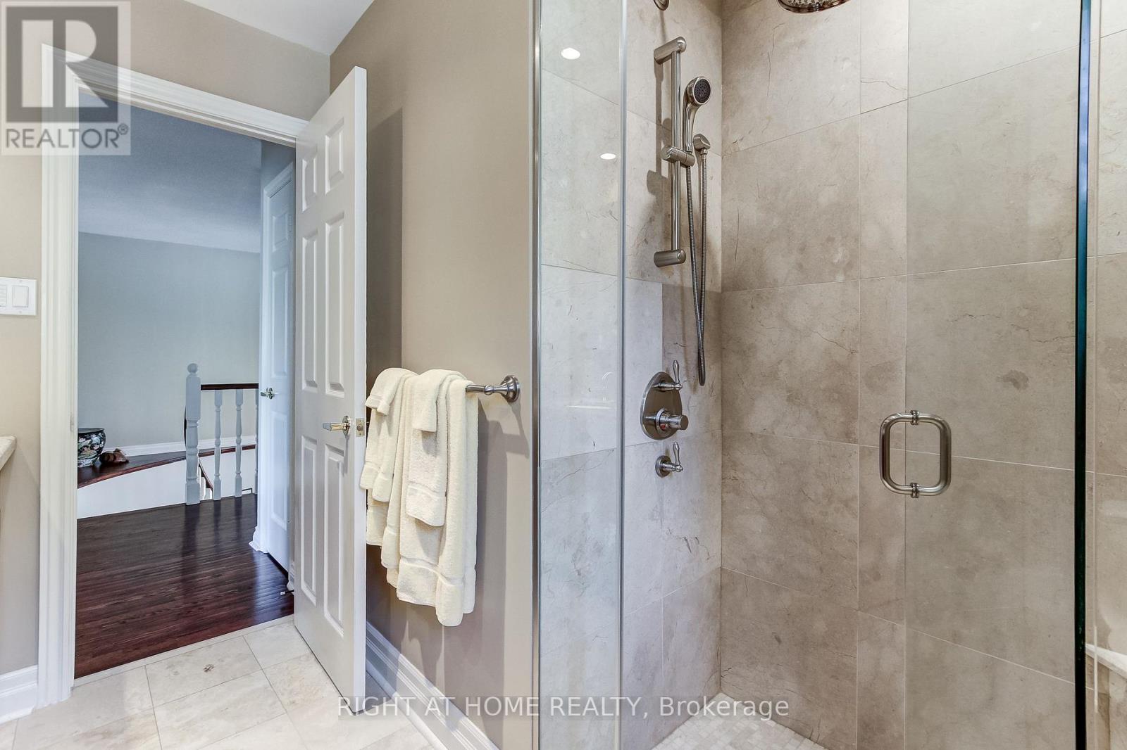160 Rossmull Crescent, Vaughan, Ontario  L4L 7E1 - Photo 40 - N13156794