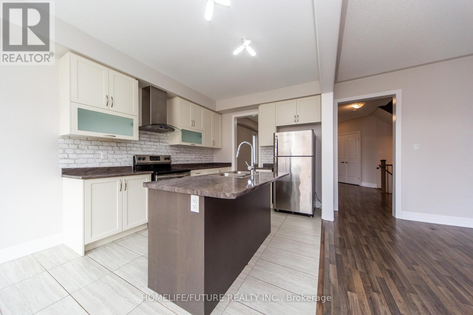 5 Hutton Crescent, Essa (Angus), Ontario  L0M 1B6 - Photo 17 - N13156832