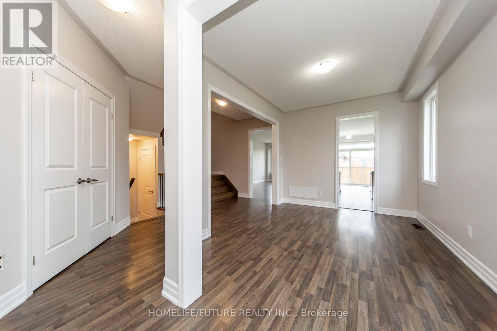 5 Hutton Crescent, Essa (Angus), Ontario  L0M 1B6 - Photo 6 - N13156832