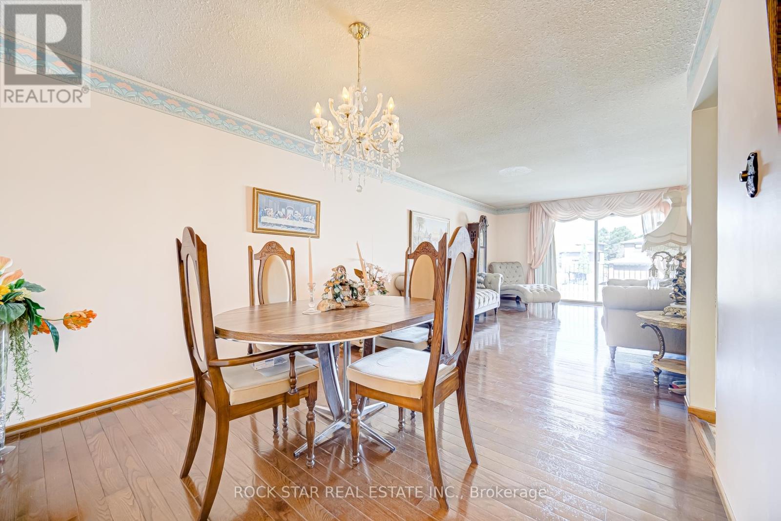 115 Glen Shields Avenue, Vaughan, Ontario  L4K 1S9 - Photo 10 - N13156846