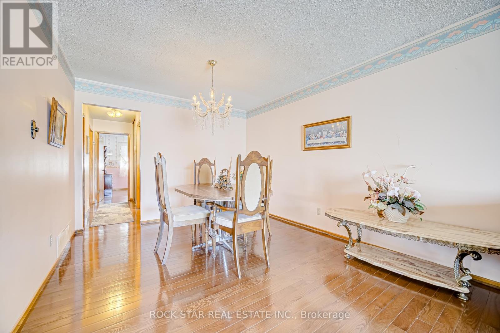 115 Glen Shields Avenue, Vaughan, Ontario  L4K 1S9 - Photo 9 - N13156846