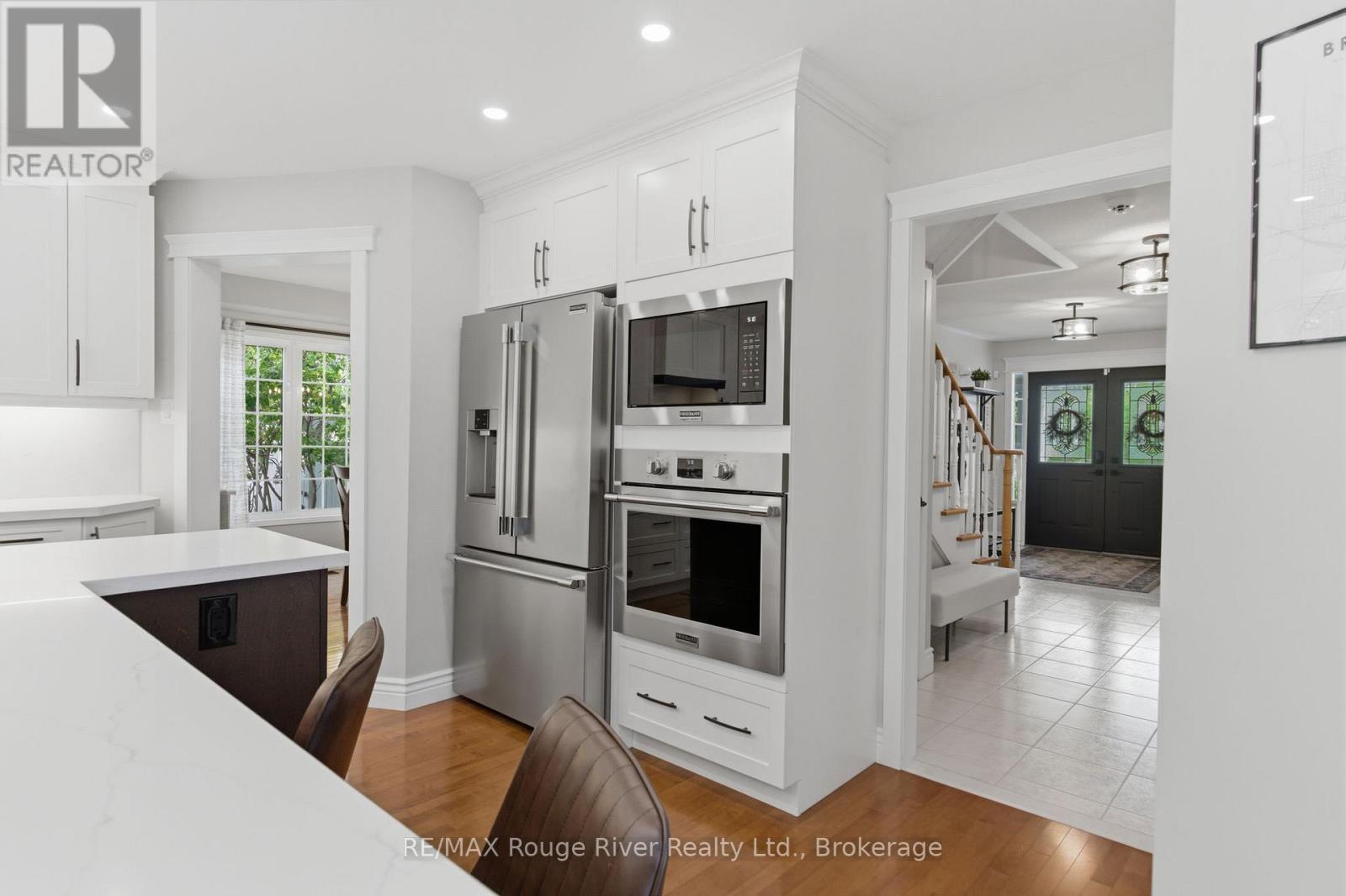 1 Sturgess Crescent, Whitby, Ontario  L1M 1J9 - Photo 12 - E13156962
