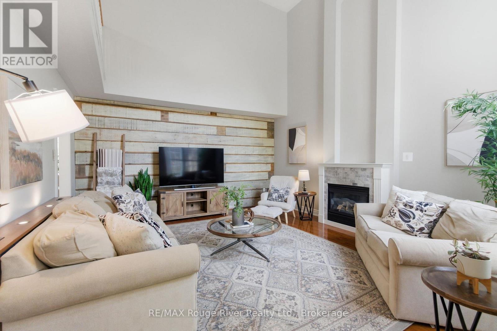 1 Sturgess Crescent, Whitby, Ontario  L1M 1J9 - Photo 16 - E13156962