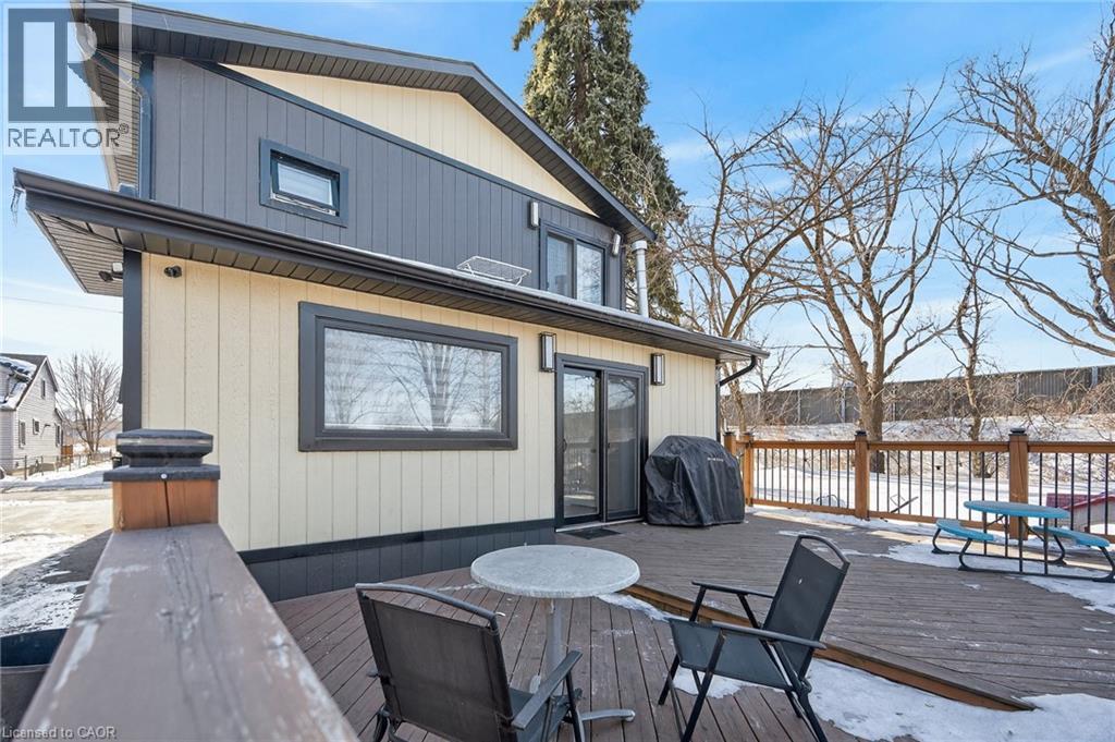 9 Bayside Avenue, Hamilton, Ontario  L8H 7B3 - Photo 36 - 40805910