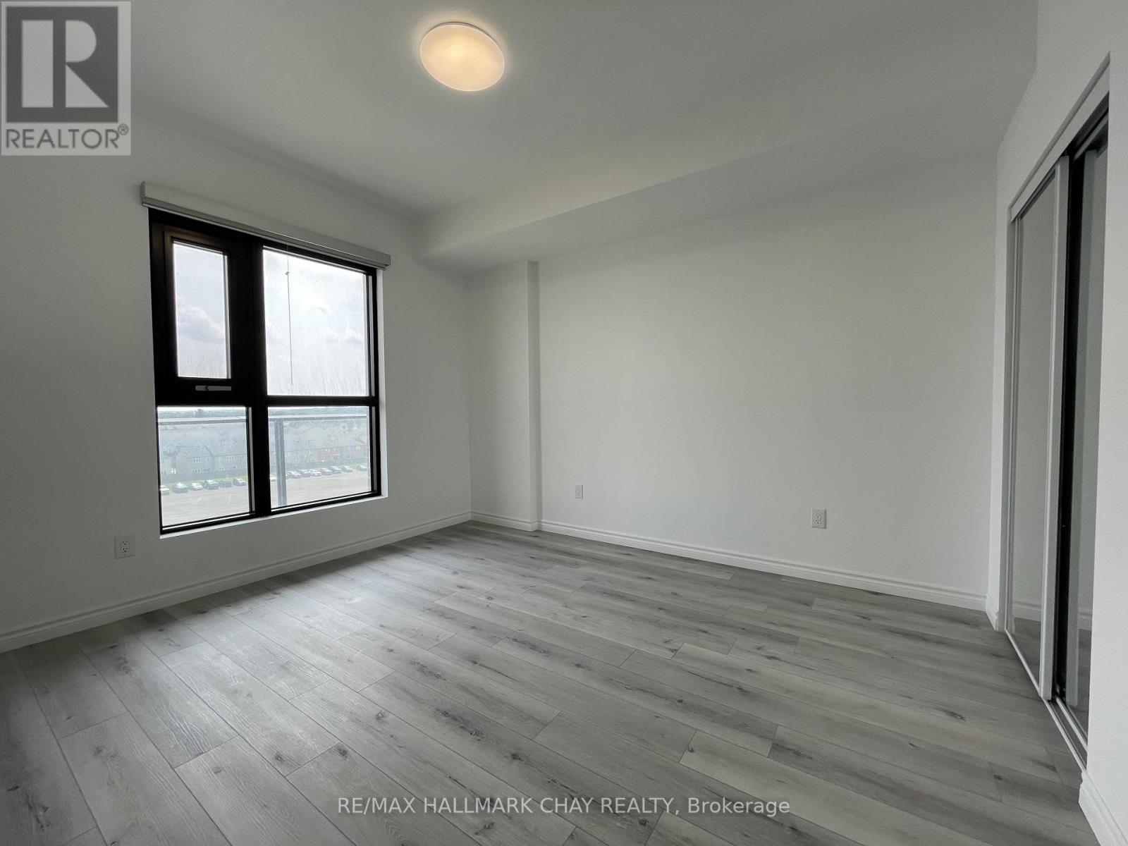 412 - 30 Hanmer Street W, Barrie (West Bayfield), Ontario  L4N 0J8 - Photo 13 - S13156640