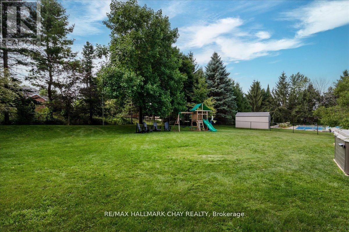 32 Forest Hill Drive, Springwater (Midhurst), Ontario  L0L 1X0 - Photo 22 - S13156772