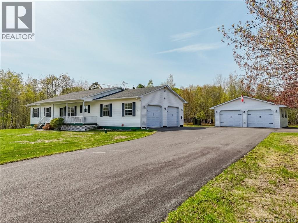 19 Apple Lane, Keswick Ridge, New Brunswick  E6L 1P5 - Photo 43 - NB139329