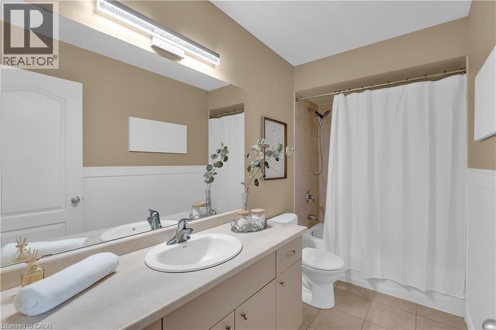 40 Dartmouth Gate Unit# 19, Stoney Creek, Ontario  L8E 0B9 - Photo 27 - 40832238