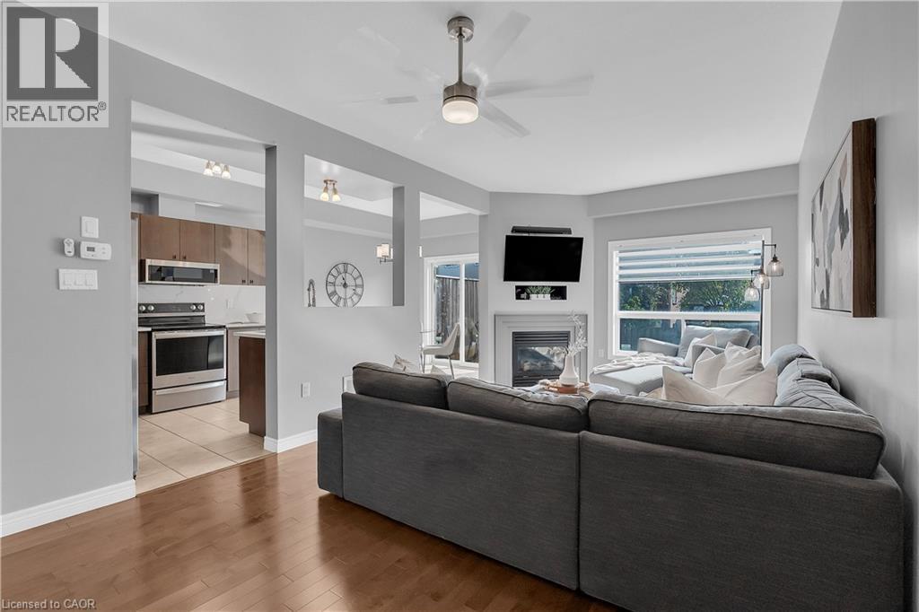 40 Dartmouth Gate Unit# 19, Stoney Creek, Ontario  L8E 0B9 - Photo 8 - 40832238
